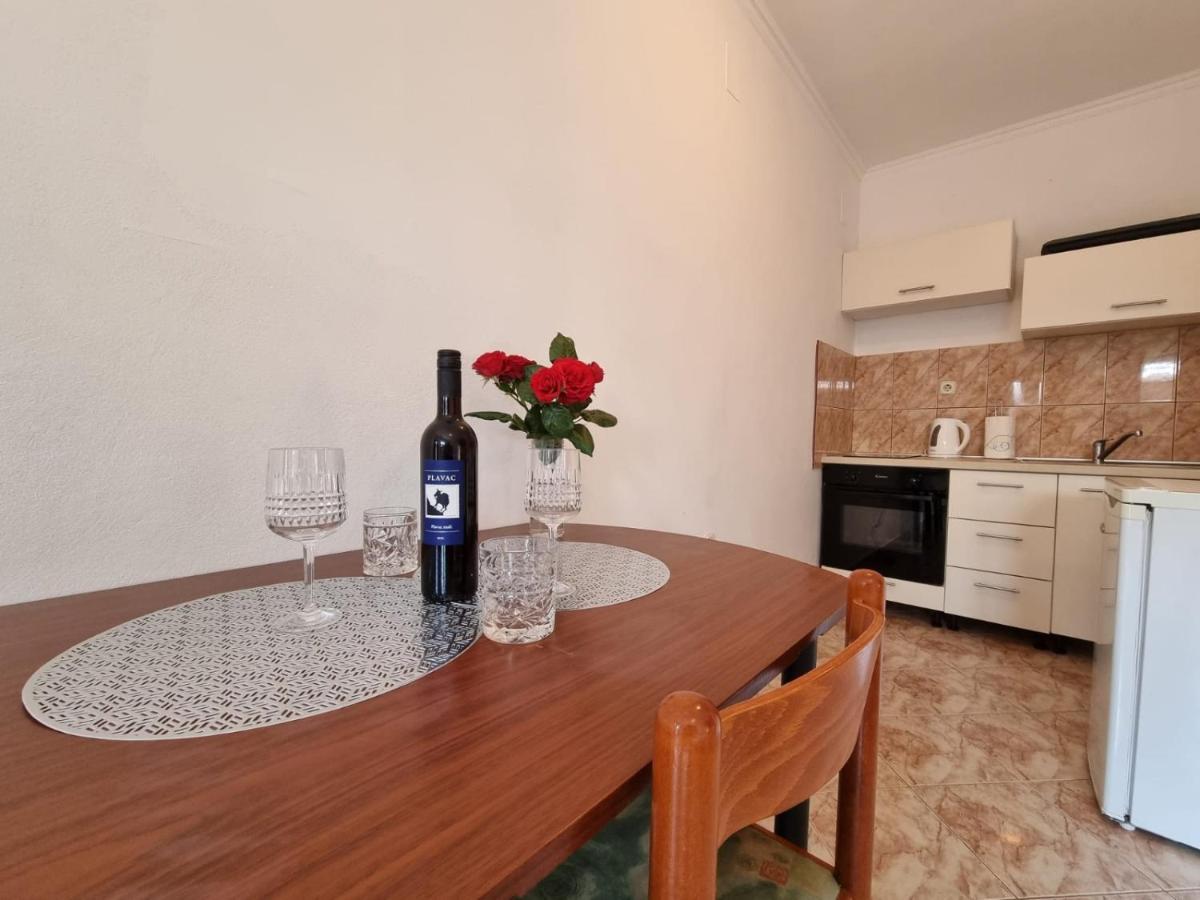 Apartmani Nika Bibinje Exterior photo