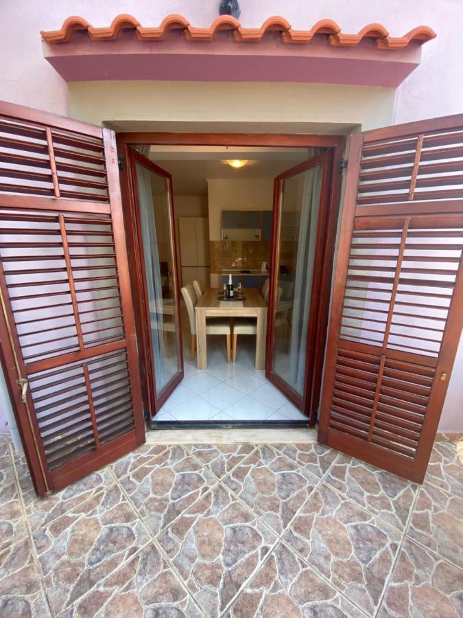 Apartmani Nika Bibinje Exterior photo